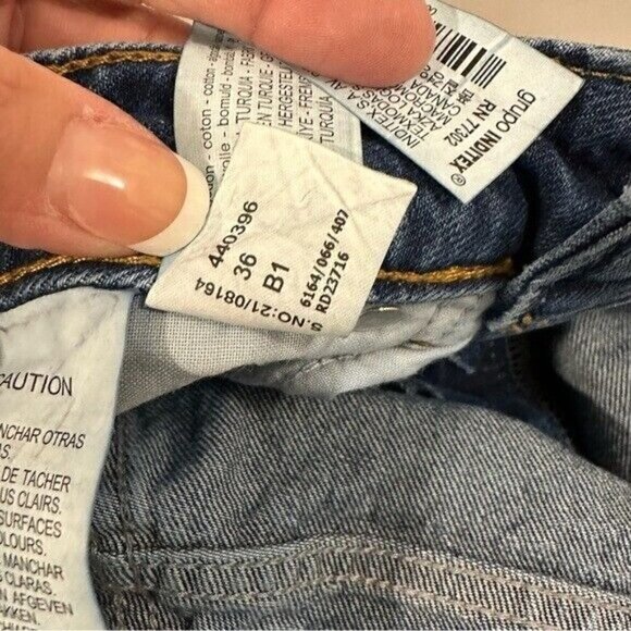 Zara Women’s Blue Straight Leg High Waisted Raw Hem Jeans Size 4 Dark Wash - Picture 12 of 14